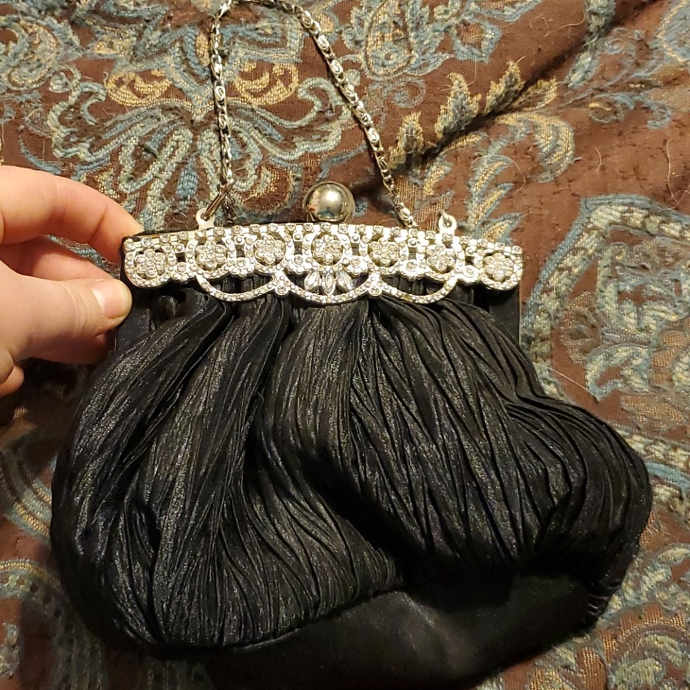 Prom clutch